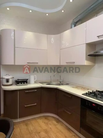 Здам 2 кімнатну квартиру в Центрі, пр. Д.Яворницького, 70м2 - фото 1