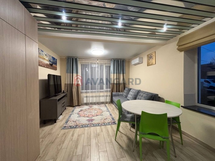 Стильна квартира у клубному будинку, Нагорка, р-н Гагаріна (науки) - фото 1