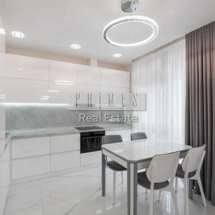 Дизайнерська однокімнатна квартира в центрі Києва - фото 1