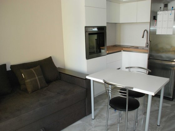 Аренда.  ЖК Медовый. Кадетский гай, 12. Есть генератор. Киев