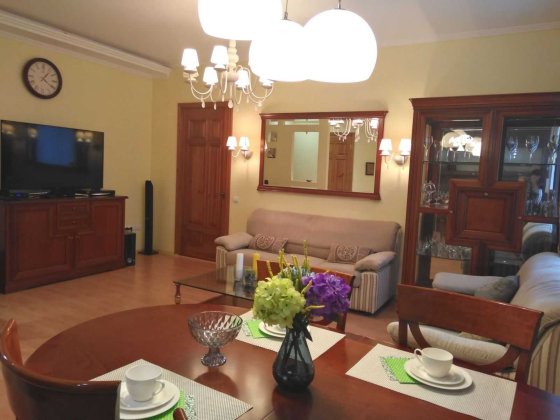 Квартира з характером у міністерському сталінському будинку + гараж Запоріжжя