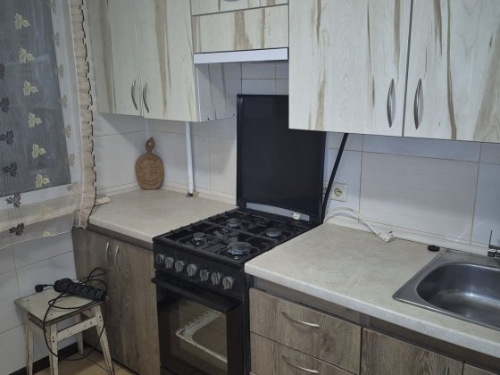 Здам 3-х кім.кв з меблями та технікою. , вул. Вокзальна. Вільна!