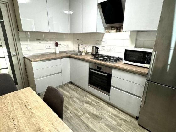 Аренда уютной 3к с ремонтом р-н Дафи (пр. Гагарина, бул. Звездный) Днепр