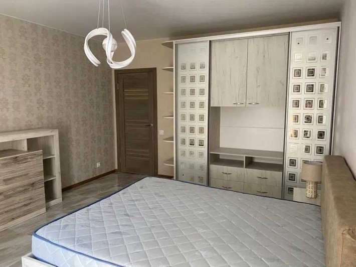 Сдам 2х комнатную квартиру в ЖК Атлант , ул.В.Антоновича 36 - фото 1