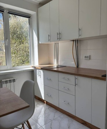 Оренда 2 к квартири по проспекту Космонавтів - фото 1