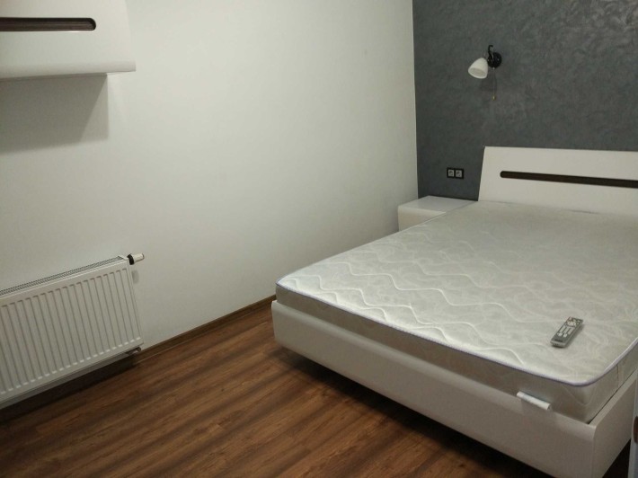 Сдам 2-х к для 2-3мужчин  или семье на короткий или длительный срок - фото 1