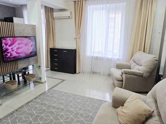 Сдам 2 ком студию ул.Сталеваров Запоріжжя