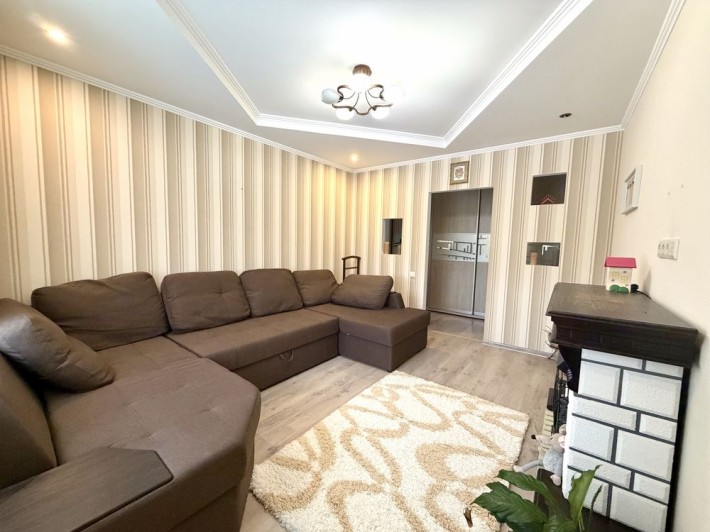 Здається 2 кімнатна квартира на пісках південний мк-н - фото 1