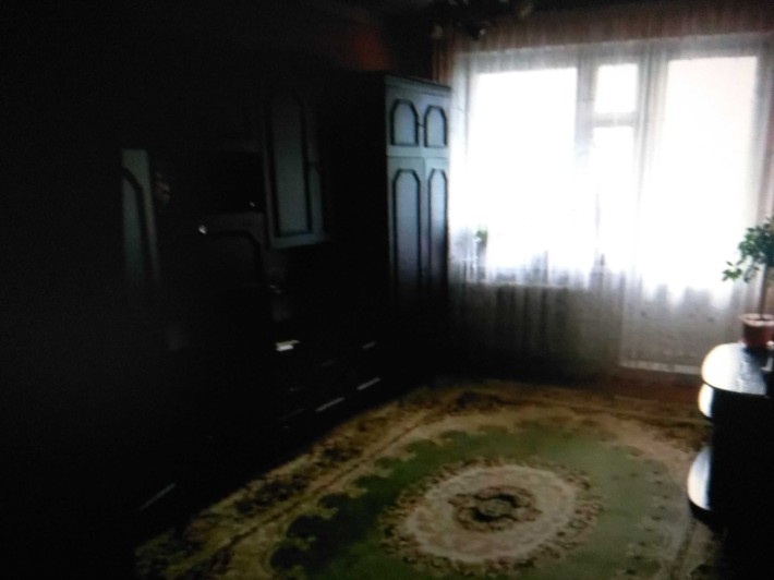 окрема кімната біля Будинку Офіцерів - фото 1