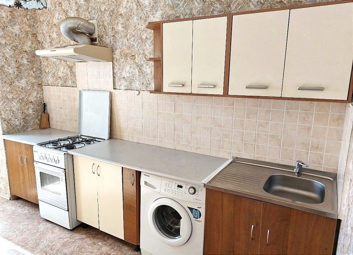 Оренда однокімнатної квартири у Комунарському р-ні (Автозаводська 50а) - фото 1