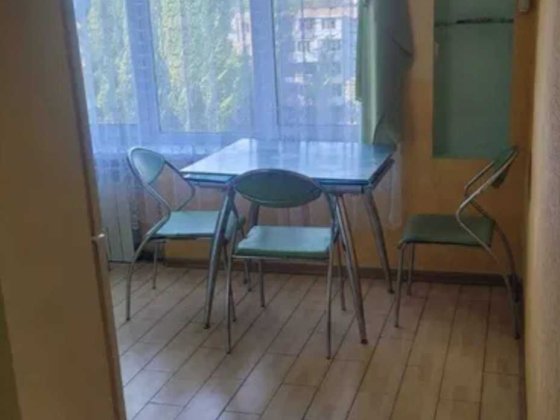 сдам 2комн квартиру на Космической Запоріжжя