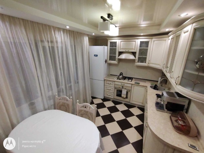 Оренда 3х-кімнатної квартири. Район - Космос. - фото 1