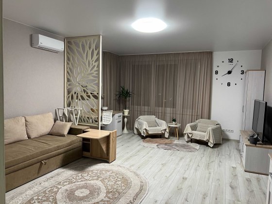 ОРЕНДА  великої квартири, проспект Лобановського (Севастопольська пл.) Киев