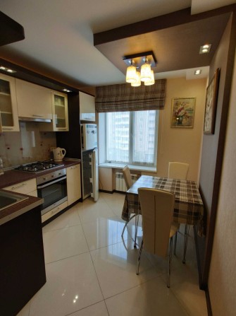 Оренда сучасної 2-кімнатної  Південний мкрн, вул. Володимира Українця - фото 1