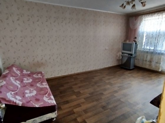 Сдается 1 комнатная квартира, ул. 14 Октября, можно военным, 9 жтаж Запорожье