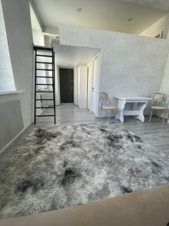 Сдам двух уровневую квартиру - фото 1