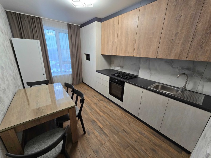 Здається 1-квартира у ЖК Родинний маєток в центрі міста, читайте опис - фото 1