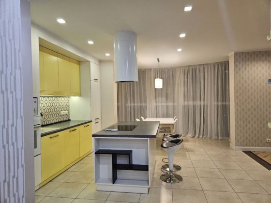 Оренда 3х кімнатної квартири ЖК Фаворит