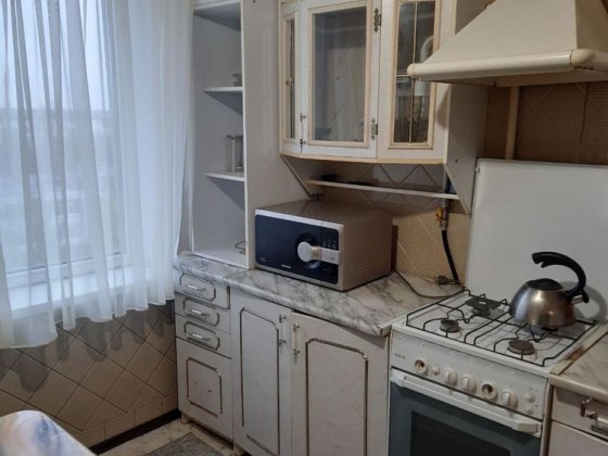 Аренда 3 ком на ул.Калиновая ,район Образцового рынка Днепр