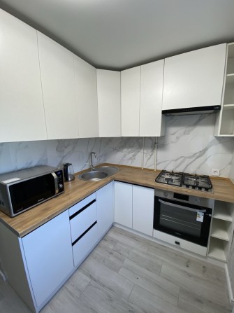 New!!! 1 ком. Тополь 2, дом 38 - фото 1