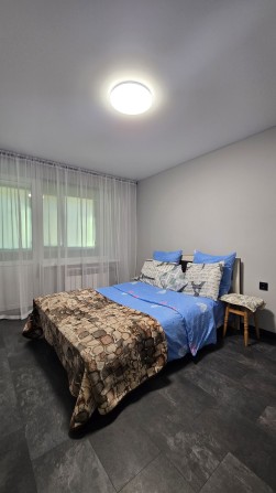 Сдам 2к квартиру на Победе с ремонтом - фото 1