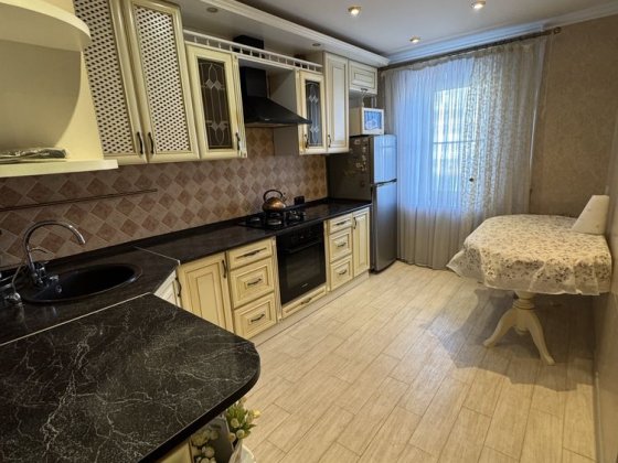 Оренда трикімнатної квартири