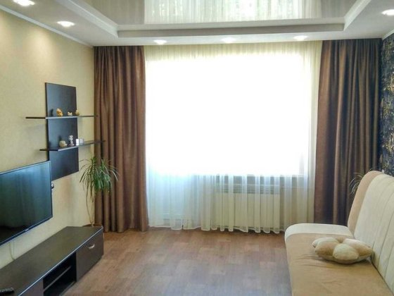 Сдам 1-комнатную квартиру ул. Сичеславская Набережная Дніпро