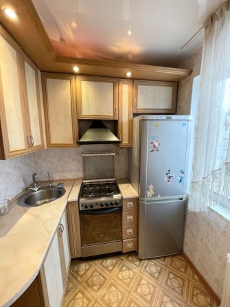 Оренда 2-кім  кв в центрі вул. Небесноі Сотні. Можна доя військових - фото 1