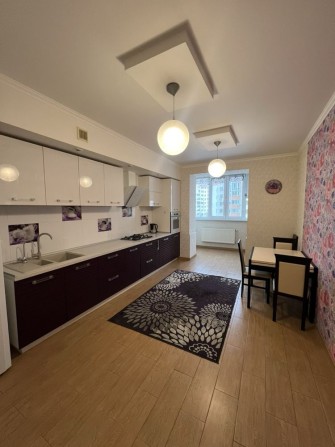 Оренда 3 кімнатної квартири на Поділлі - фото 1