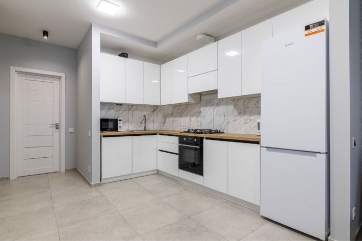 Оренда просторої 1 км квартири в ЖК Леополь Таун. Вул. Стрийська. - фото 1