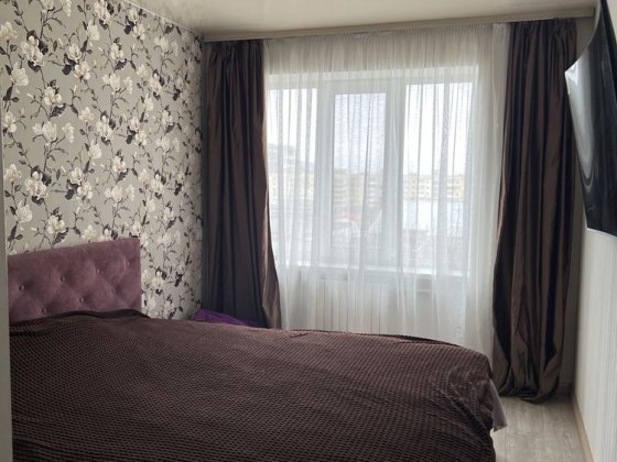 Сдам свою 4 х комнатную квартиру Днепр