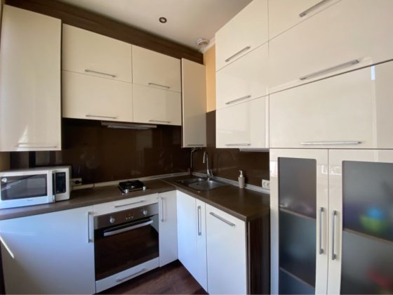 Сдам 1-ком студию . Центр Днепр