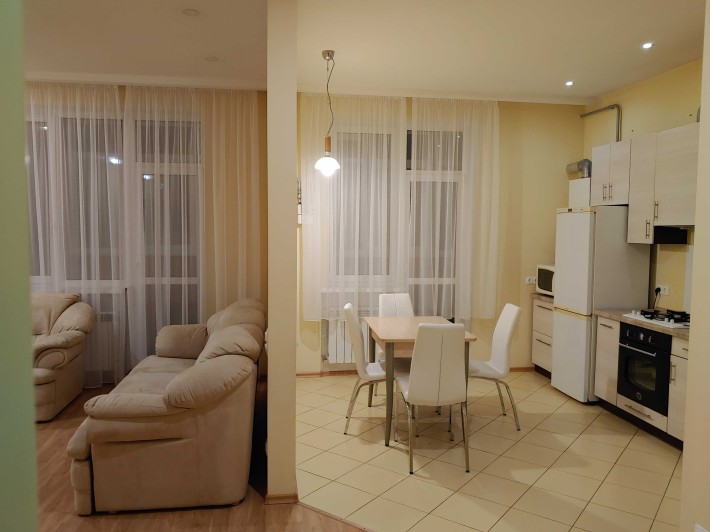 Сдам в аренду квартиру, с автоном отопл, новом доме, центр. - фото 1