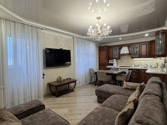 3к.кв.в центре новострой!Садовая !С ремонтом!