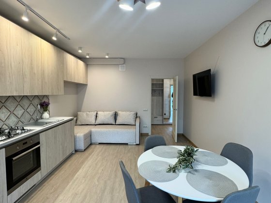 Оренда 2 кім. квартири + кухня-студія ЖК Софіївка вул. Угорська 12 Львов