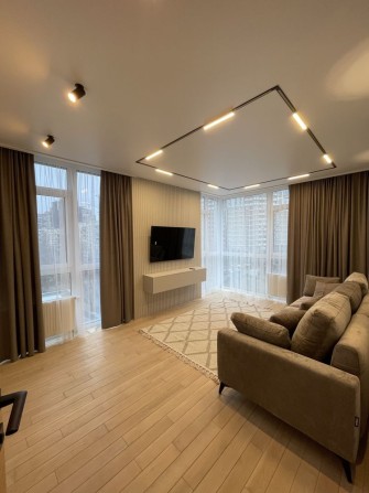 ЖК Французький квартал 2. Предславинська 55а. Печерськ. ДБЖ 10 Квт - фото 1