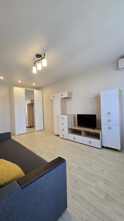 Сдам 1к квартиру на Победе с ремонтом - фото 1