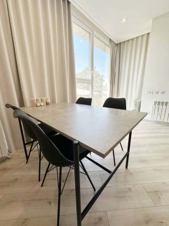 Квартира у багатоповерхівки - фото 1