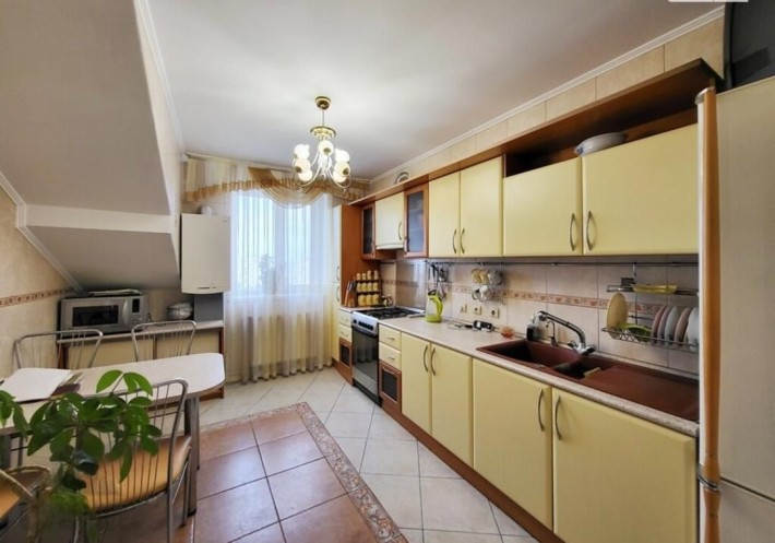 Оренда 3 к квартира, р-н Петроцентру, вул. Острозьського - фото 1