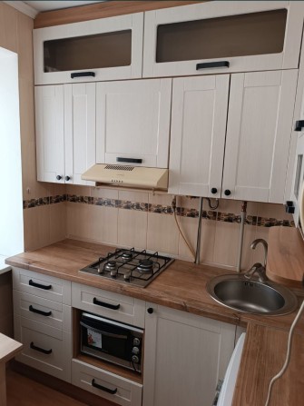 Аренда красивой 2к квартиры на Свиридова. - фото 1