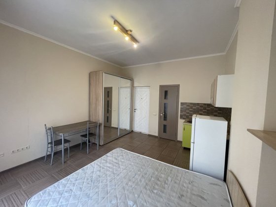 Коновальця 36Е, печерськ, метро 7 хвилин Київ