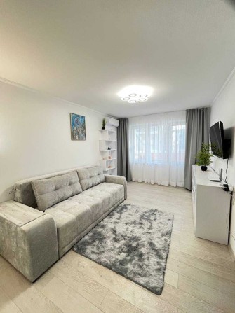 ЗДАЄТЬСЯ ВПЕРШЕ! Здам сучасну стильну  2 к/к в центрі - фото 1