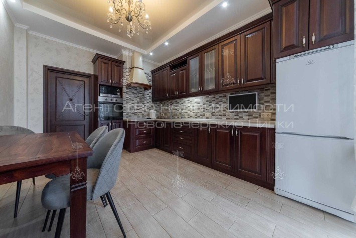 Аренда 2 к кв 83 кв м ЖК Новопечерские Липки Драгомирова Верхогляда - фото 1