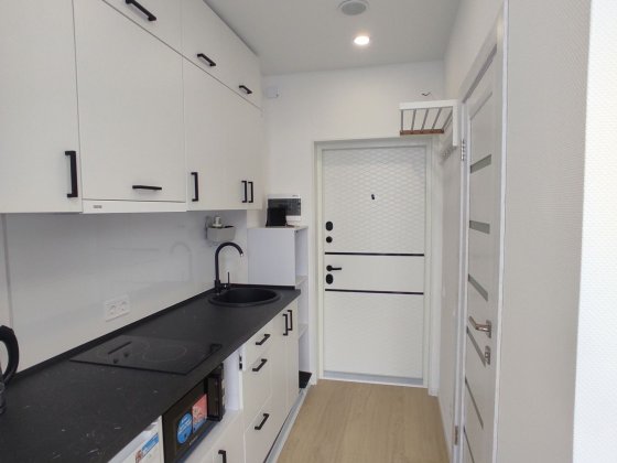 Студія, 5 хв метро Академмістечко/Житомирська Киев