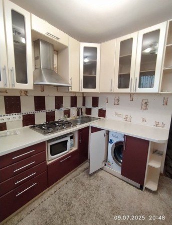 1-кімнатна біля стадіону, від 1 місяця - фото 1