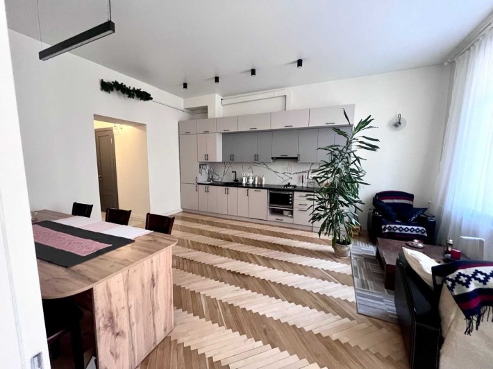 Оренда 2-кім квартири в ближньому центрі по вул. Замарстинівська - фото 1