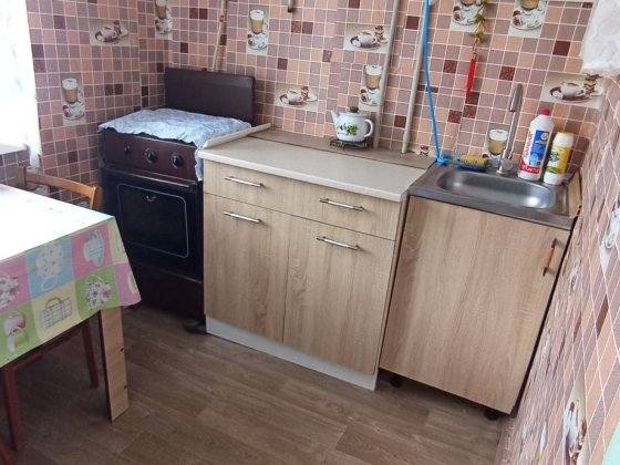 Сдаю 2 к/к ост.Школьная/район Соляные,первый этаж Николаев