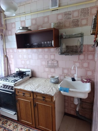 Сдаю 2х комнатную квартиру в Лесках. - фото 1