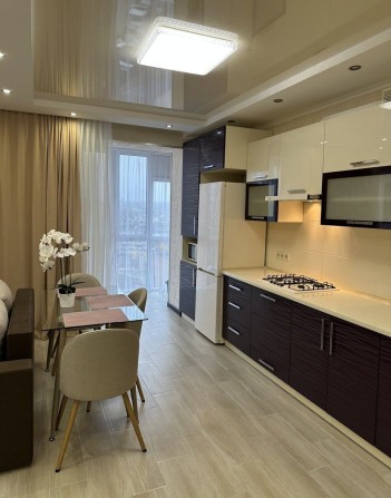 Здається Шикарна 1 кімната квартира ЖК Туркіш Сіті. - фото 1