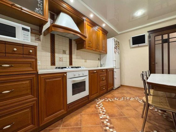 Сдам в аренду 3к квартиру с ремонтом/Караван/Индустриальный Дніпро